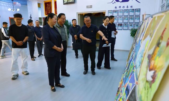 萨尔娜走访调研新兴领域党建工作